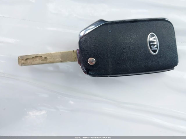 3KPF24AD8ME322685 KIA mpi nu