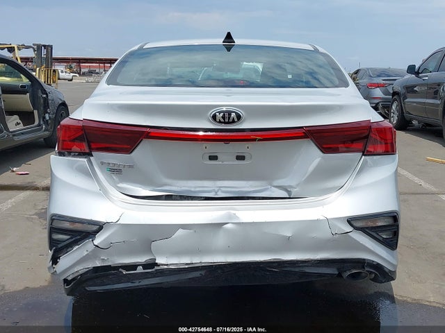 3KPF24AD8ME322685 KIA mpi nu
