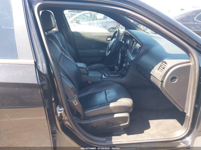 2C3CDXHG5GH133407 Dodge 2016