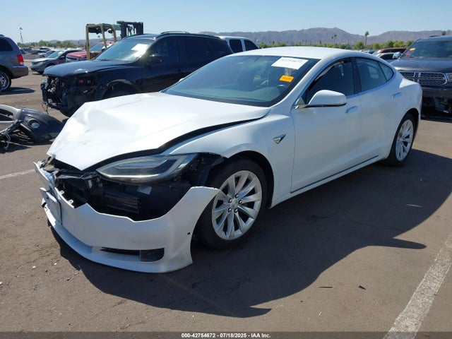 2017 TESLA MODEL S 5YJSA1E13HF188121 Photo 1