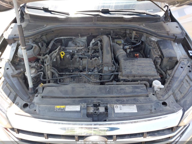 Volkswagen 1.4 tsi 2019 3VWC57BU2KM186855 Image 10