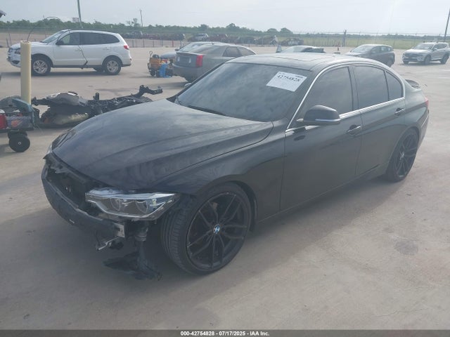 BMW 330I 2018 WBA8D9C54JEB34940 Image 2