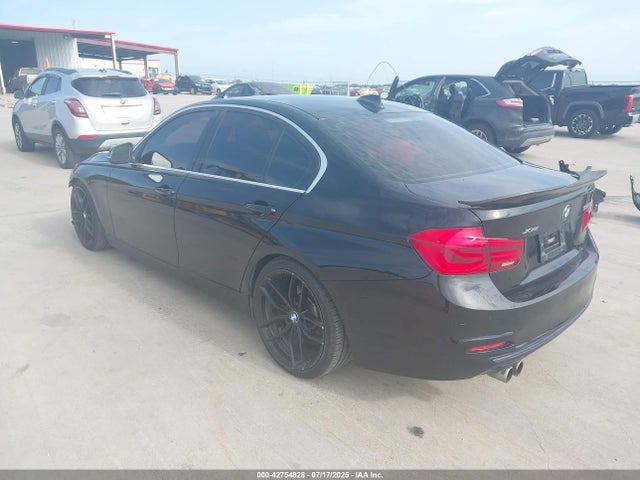 BMW 330I 2018 WBA8D9C54JEB34940 Image 3