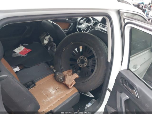 2018 VOLKSWAGEN TIGUAN 3VV3B7AX9JM017228 Photo 7