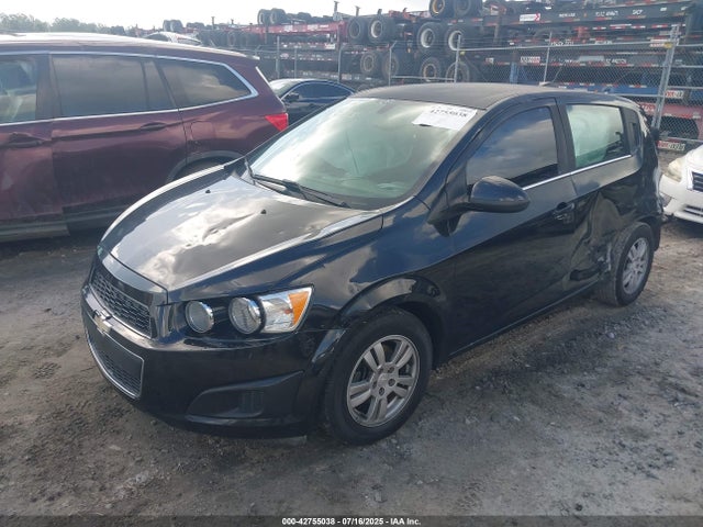 1G1JC6SH3F4107801 Chevrolet luw