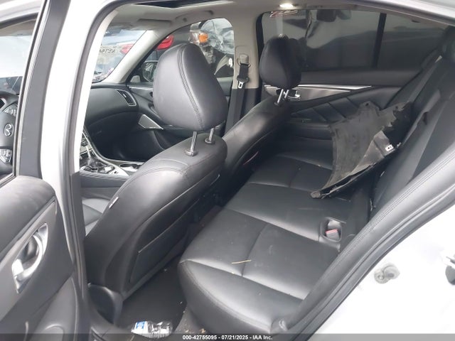 JN1EV7AP0HM733121 Infiniti Q50
