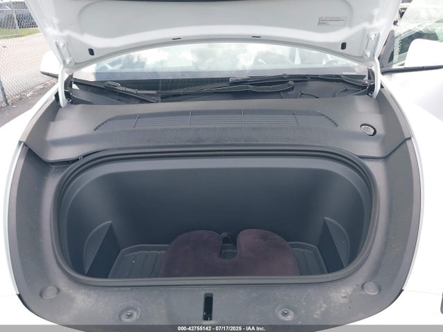 Tesla 2024 2024 7SAYGDED8RA332252 Image 10