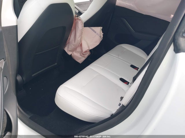 Tesla 2024 2024 7SAYGDED8RA332252 Image 8