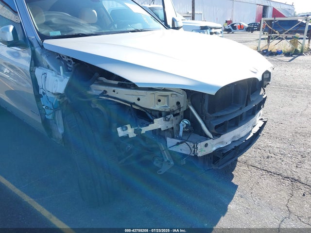 5UXKR0C58G0P34447 BMW X5