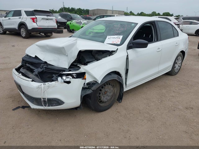 3VW2K7AJXEM431630 Volkswagen 2014