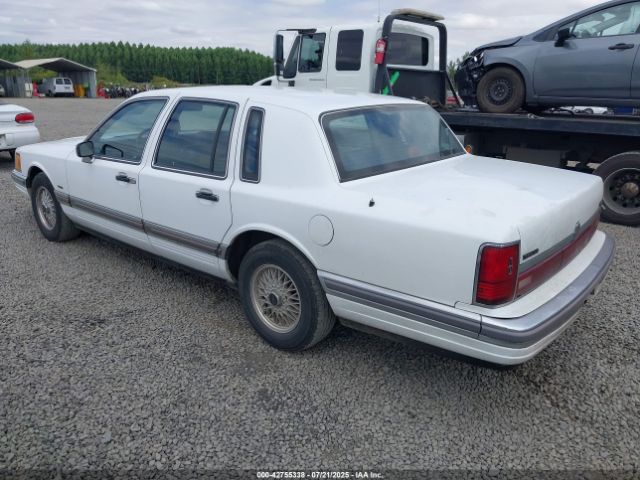 1990 LINCOLN TOWN CAR 1LNLM81F8LY709344 Photo 2