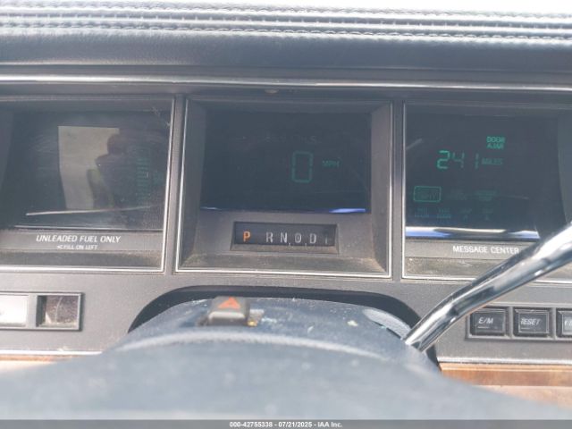 1990 LINCOLN TOWN CAR 1LNLM81F8LY709344 Photo 6