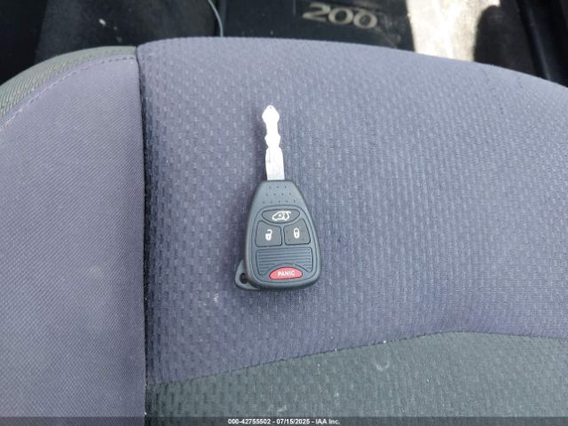 2012 CHRYSLER 200 1C3BCBEB5CN215715 Photo 10