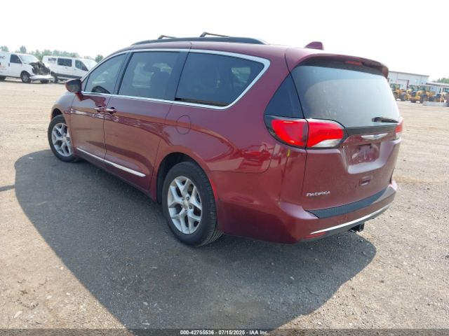 2017 CHRYSLER PACIFICA 2C4RC1BG8HR660660 Photo 2