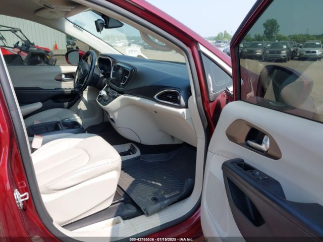2017 CHRYSLER PACIFICA 2C4RC1BG8HR660660 Photo 4