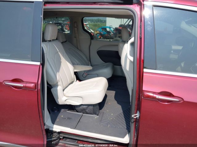 2017 CHRYSLER PACIFICA 2C4RC1BG8HR660660 Photo 7