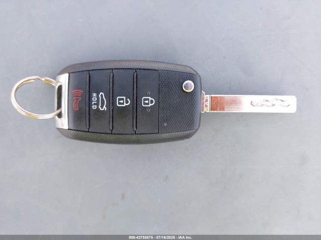 5XXGT4L38KG283753 KIA Optima Lx
