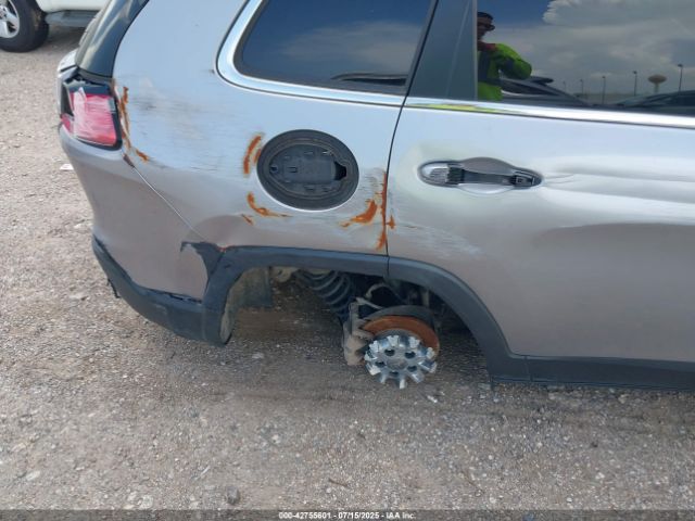 2019 JEEP CHEROKEE 1C4PJLLB5KD151339 Photo 5