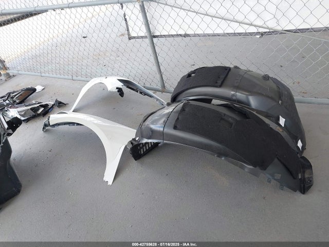 1G1YC3D41P5118346 Chevrolet lt2