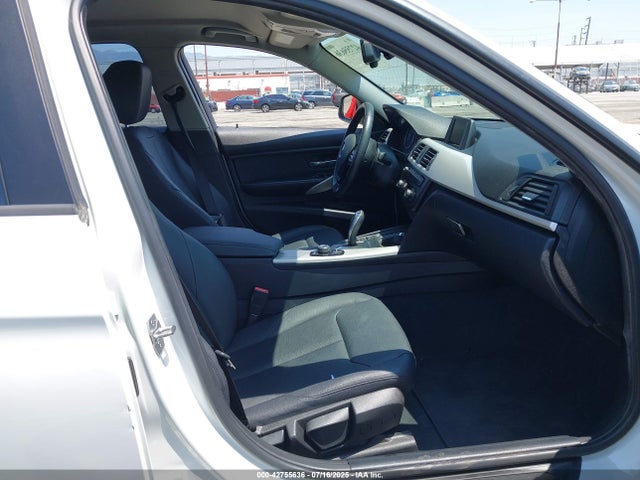 BMW 320i 2015 WBA3B1C51FK141111 Image 5