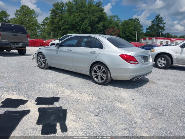 2016 MERCEDES-BENZ C 300 55SWF4JB7GU125670 Photo 2