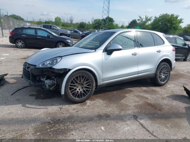 2017 PORSCHE CAYENNE WP1AA2A2XHKA84758 Photo 1