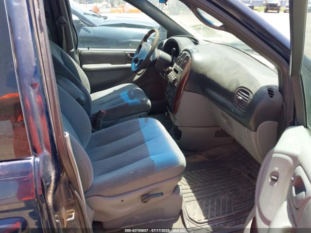 2004 CHRYSLER TOWN & COUNTRY 2C4GP44R24R569146 Photo 4
