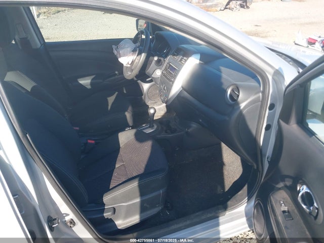 Nissan 2017 2017 3N1CN7AP2HK449965 Image 5