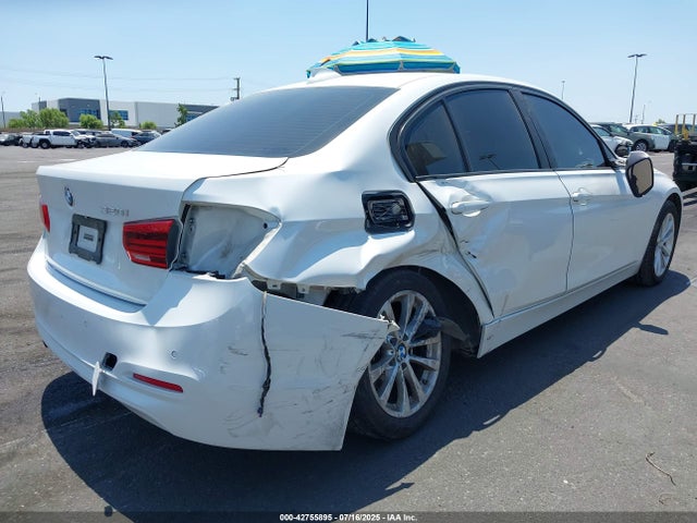 WBA8E1G58HNU14859 BMW 320i