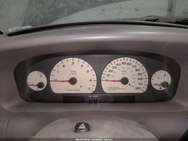 1999 CHRYSLER TOWN & COUNTRY 1C4GT64L6XB808591 Photo 6