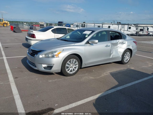 Nissan Altima 2015 1N4AL3AP7FC288640 Image 2