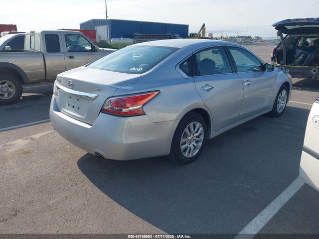 Nissan Altima 2015 1N4AL3AP7FC288640 Image 4