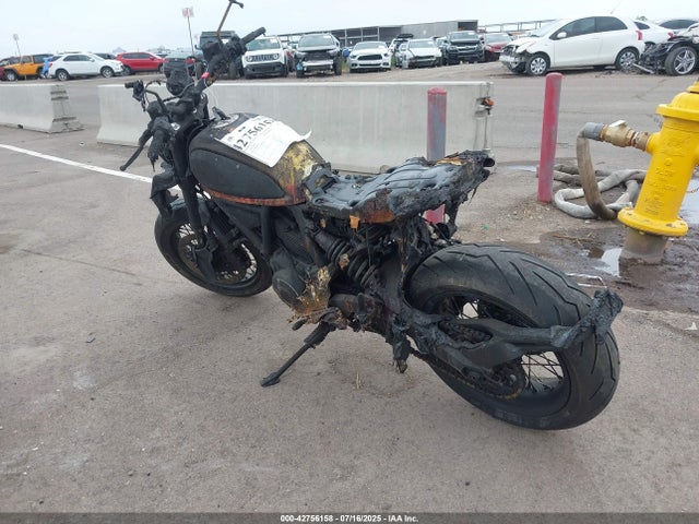 ML0KAFPM7PT006825 Ducati Scrambler