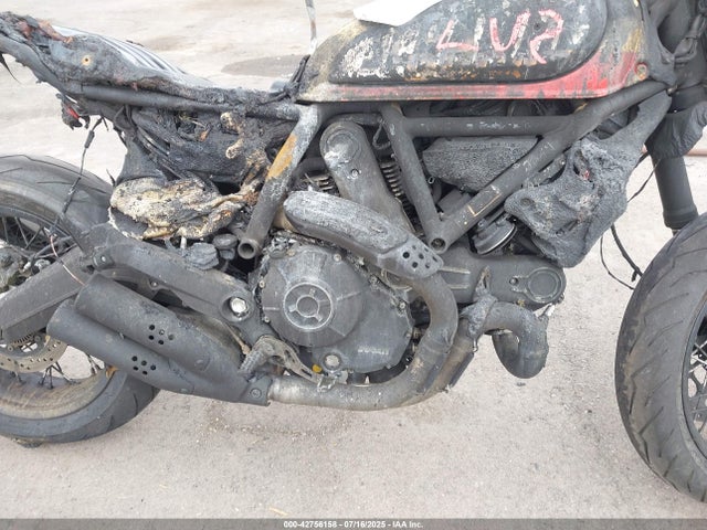 ML0KAFPM7PT006825 Ducati Scrambler