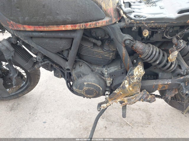 ML0KAFPM7PT006825 Ducati Scrambler