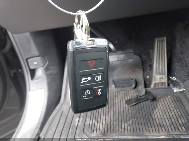 SALKPBE97RA236331 Land Rover nc11-p8s