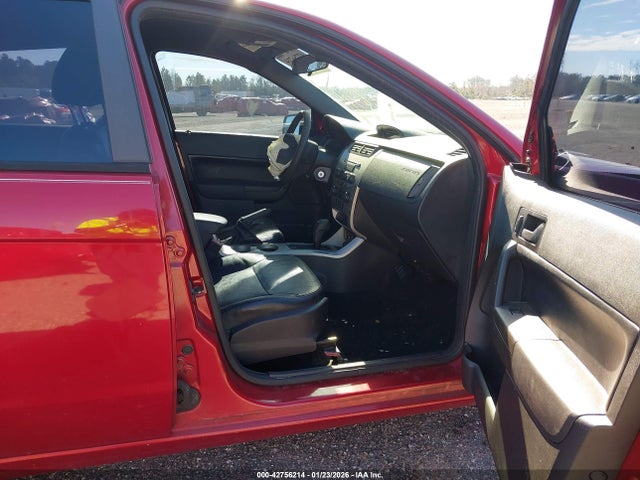 2010 FORD FOCUS 1FAHP3FN6AW276836 Photo 4