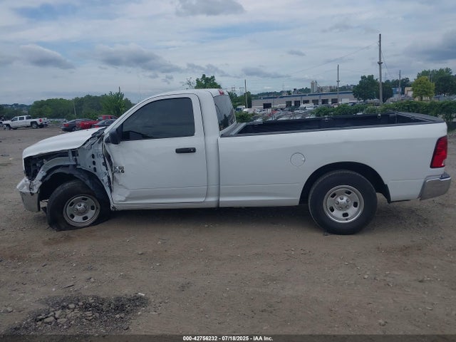 3C6JR6DT6GG285396 RAM 2016
