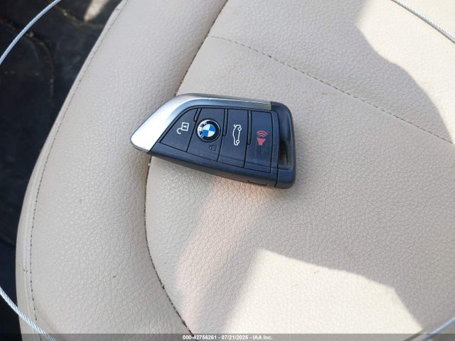 BMW X1 2016 WBXHT3C36GP887867 Image 11