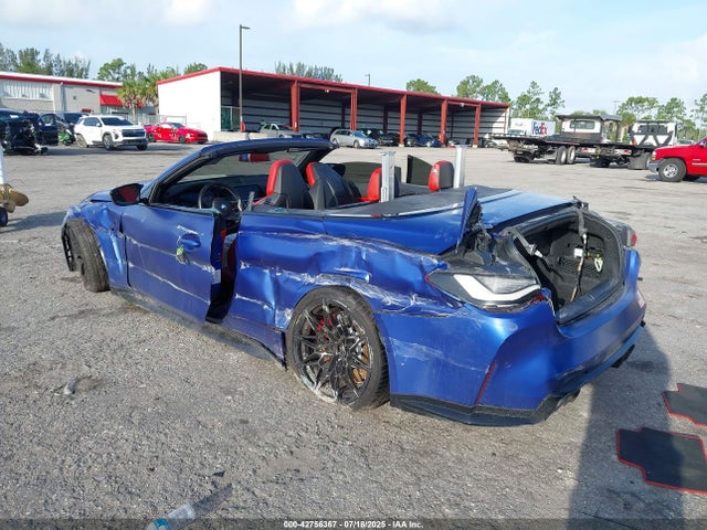 BMW M4 2022 WBS33BA07NCK61526 Image 3