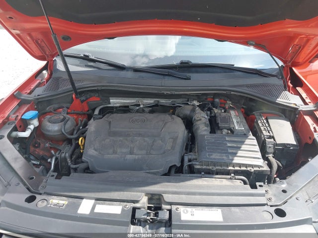 3VV1B7AX5JM085971 Volkswagen Tiguan