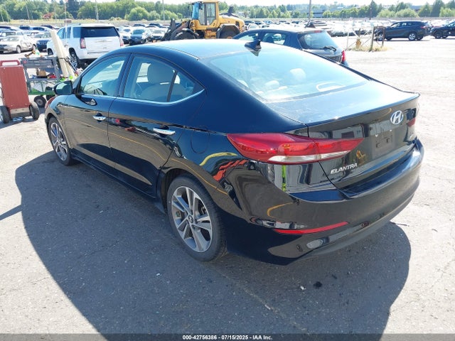 5NPD84LF4HH062453 Hyundai Elantra