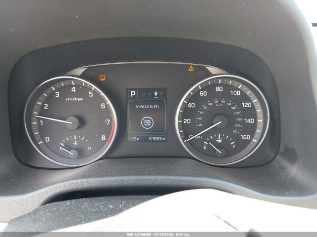 5NPD84LF4HH062453 Hyundai Elantra