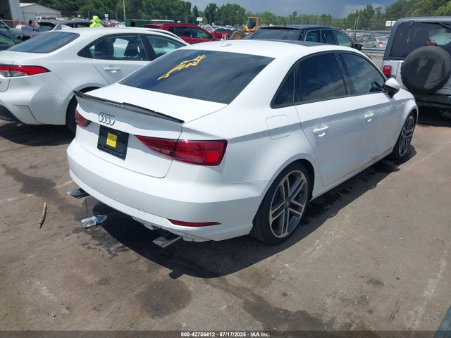 2017 AUDI A3 WAUAUGFF6H1042625 Photo 3