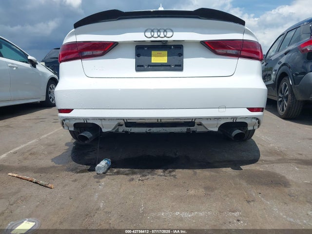 2017 AUDI A3 WAUAUGFF6H1042625 Photo 5