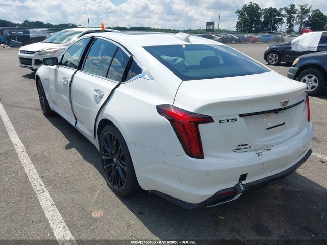 2025 CADILLAC CT5 1G6DS5RKXS0103672 Photo 2