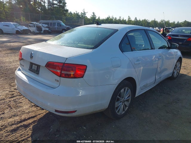 3VWD17AJ8FM415911 Volkswagen 1.8t