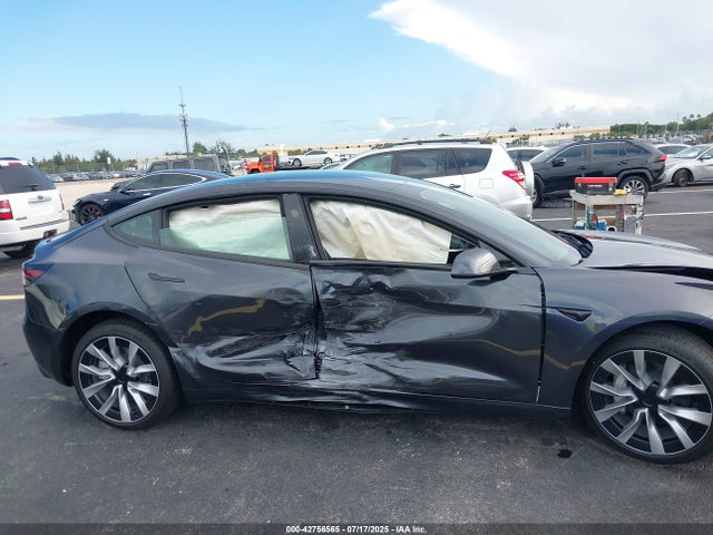 Tesla 2025 2025 5YJ3E1EA9SF972724 Image 6