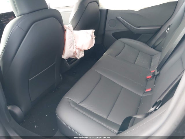 Tesla 2025 2025 5YJ3E1EA9SF972724 Image 8