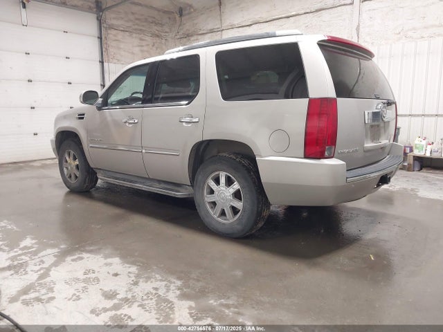 2007 CADILLAC ESCALADE 1GYFK63847R217754 Photo 2